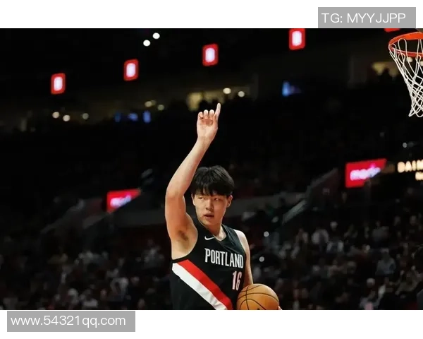 NBA生计初次！杨瀚森全场被弃用 媒体人热议他要被下放G联赛了